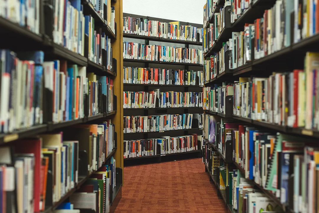 Old retro library